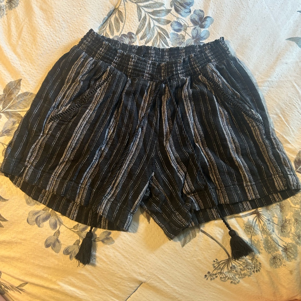 5 for $20! Linen shorts